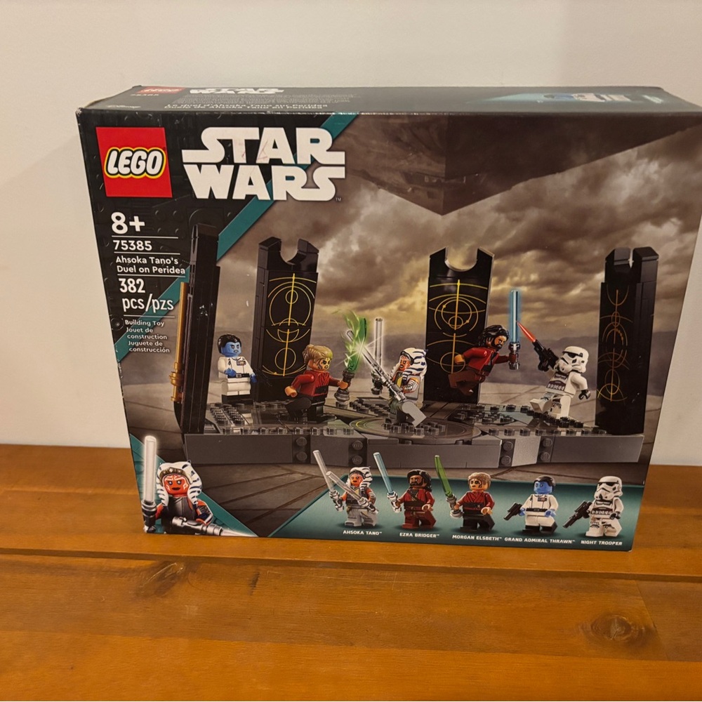LEGO Star Wars Ahsoka Tano's Duel on Peridea/retiring Dec 2025